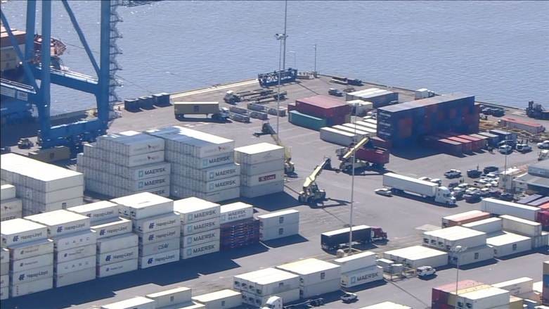 Feds seize roughly 450 kilos of cocaine worth millions at Port of  Philadelphia, sources say - ABC7 Chicago