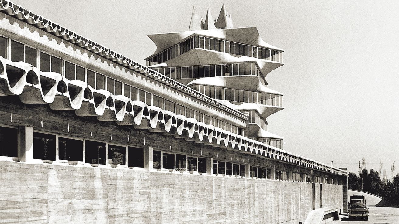 pagoda miguel fisac madrid
