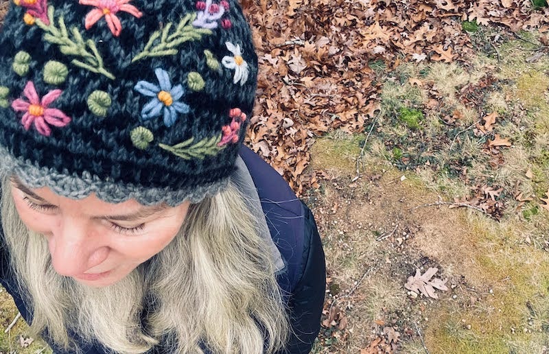 Susie Middleton, Sixburnersue, Nepalese hat