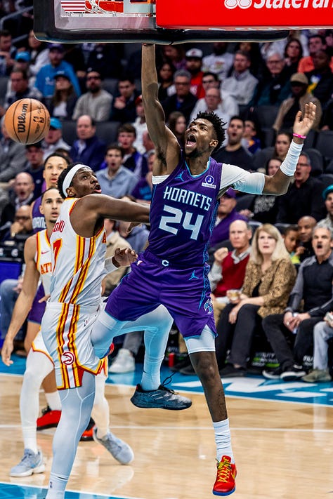 Frame by Frame: Hornets guard Brandon Miller dunks over Atlanta Hawks center Onyeka Okongwu. (Jorge Torres for Y’all Weekly)