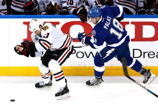 chicago blackhawks game 2 lightning stanley cup finals 2015 chicago blackhawks game 2 lightning stanley cup finals 2015