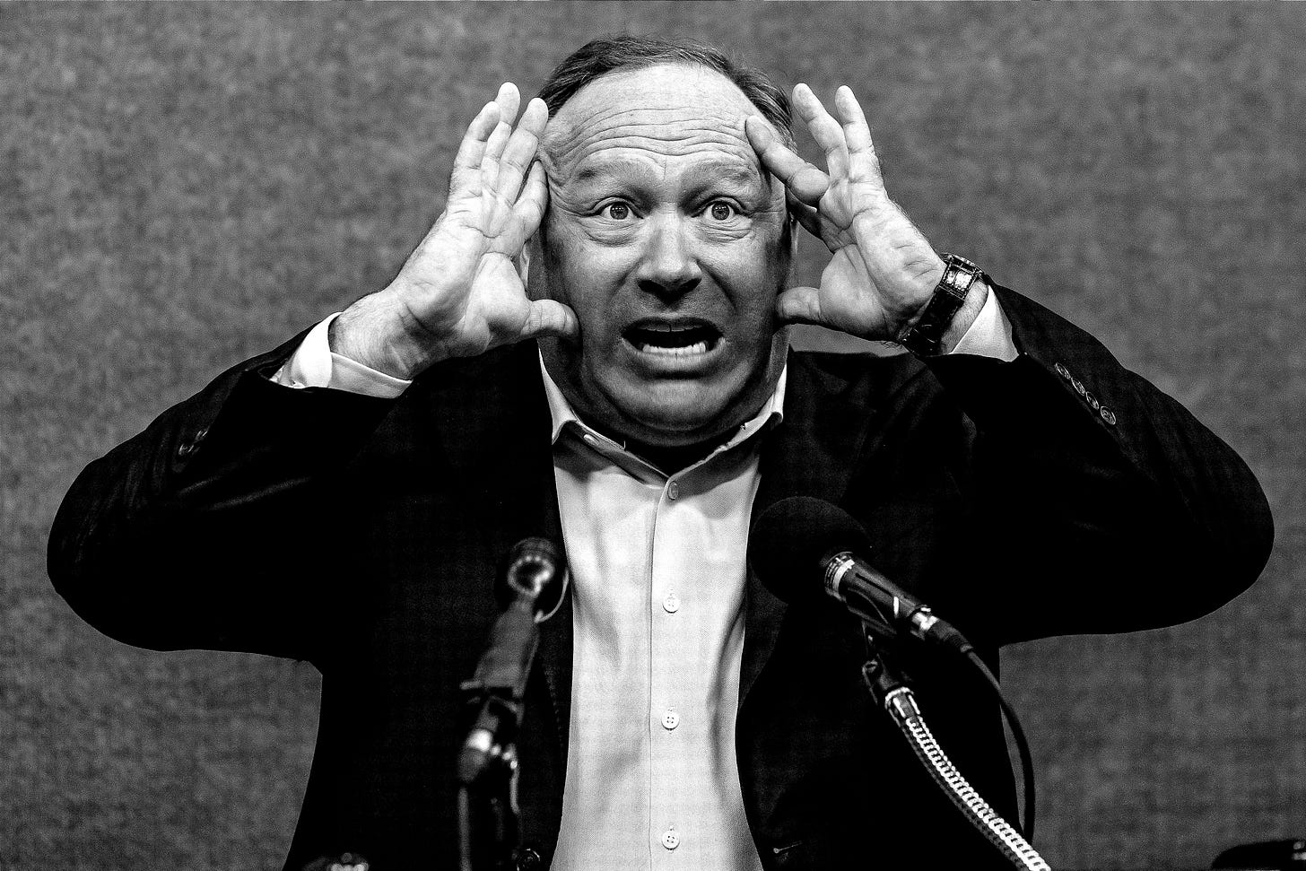 File:Alex Jones DC Press Conference 2018.jpg - Wikimedia Commons