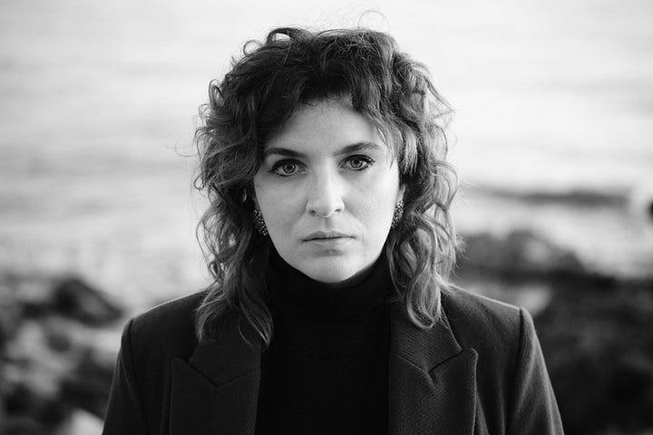 Photo of Francesca Guccione and her new album cover