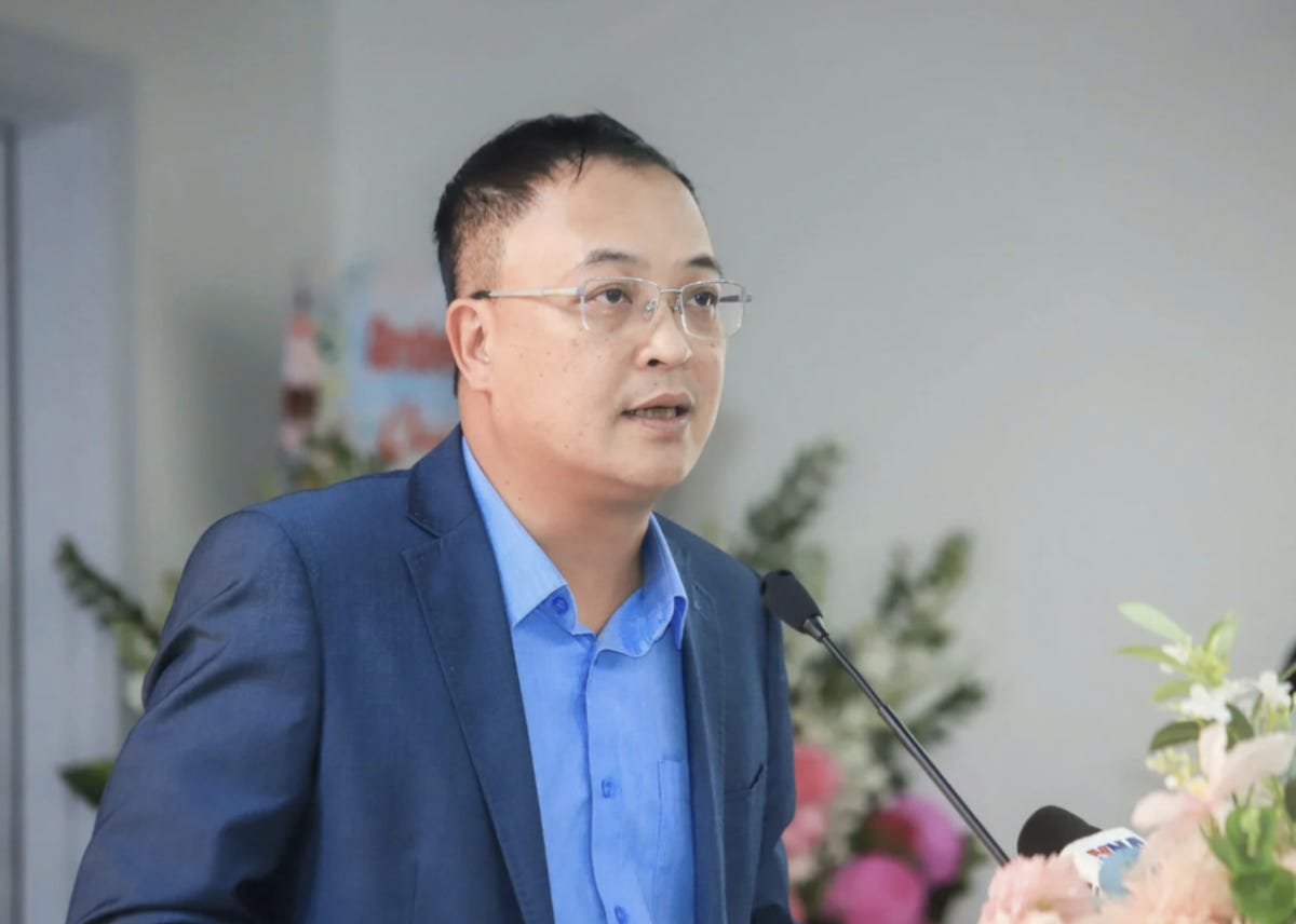 Ông Bùi Hoàng Hải, Phó Chủ tịch Uỷ ban Chứng khoán Nhà nước. Ông Bùi Hoàng Hải, Phó Chủ tịch Uỷ ban Chứng khoán Nhà nước.