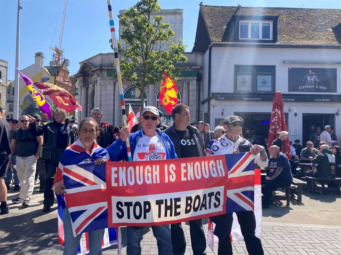 Large police presence as hundreds descend on Dover for anti-immigration protest marches Large police presence as hundreds descend on Dover for anti-immigration protest marches