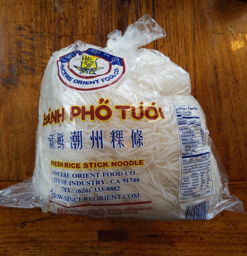 fresh pho noodles banh pho tuoi fresh pho noodles banh pho tuoi