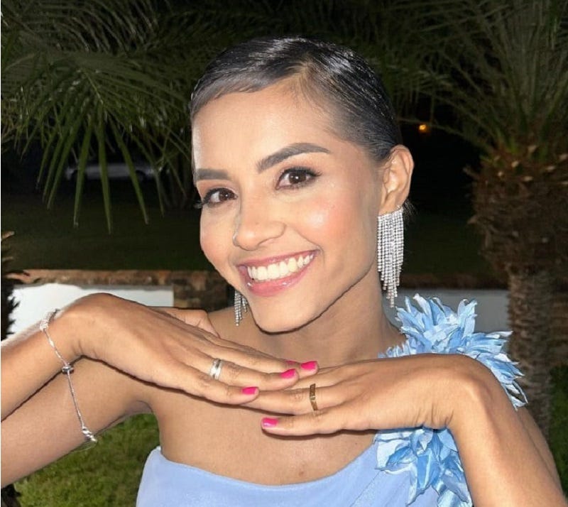 Bia Carvalho morre aos 24 anos, vencida por um câncer raro Bia Carvalho morre aos 24 anos, vencida por um câncer raro