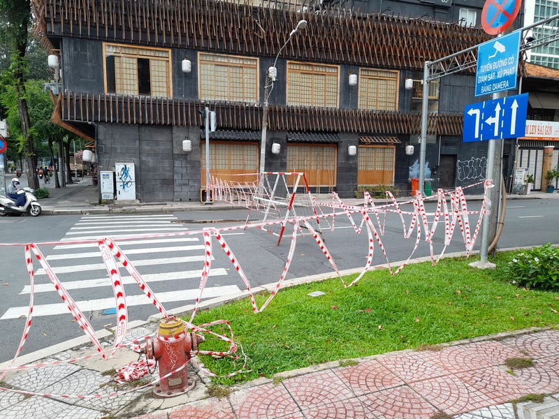 Nguyen Thi Minh Khai road blocked