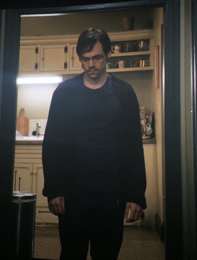 I love how in that Olivia Wilde movie, to transform Harry Styles into a  woman-hating incel shut-in they just gave him glasses and greasy hair :  r/redscarepod