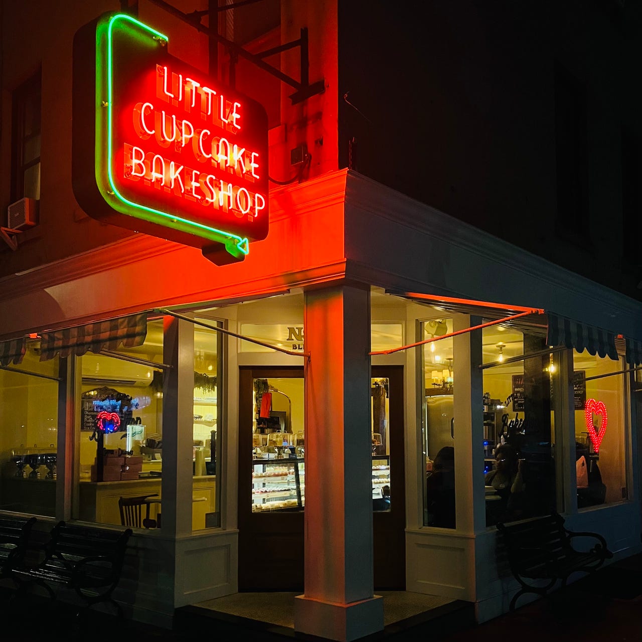 New York City's Mercantile Mayhem