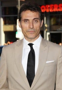 rufus-sewell-premiere-hercules-02