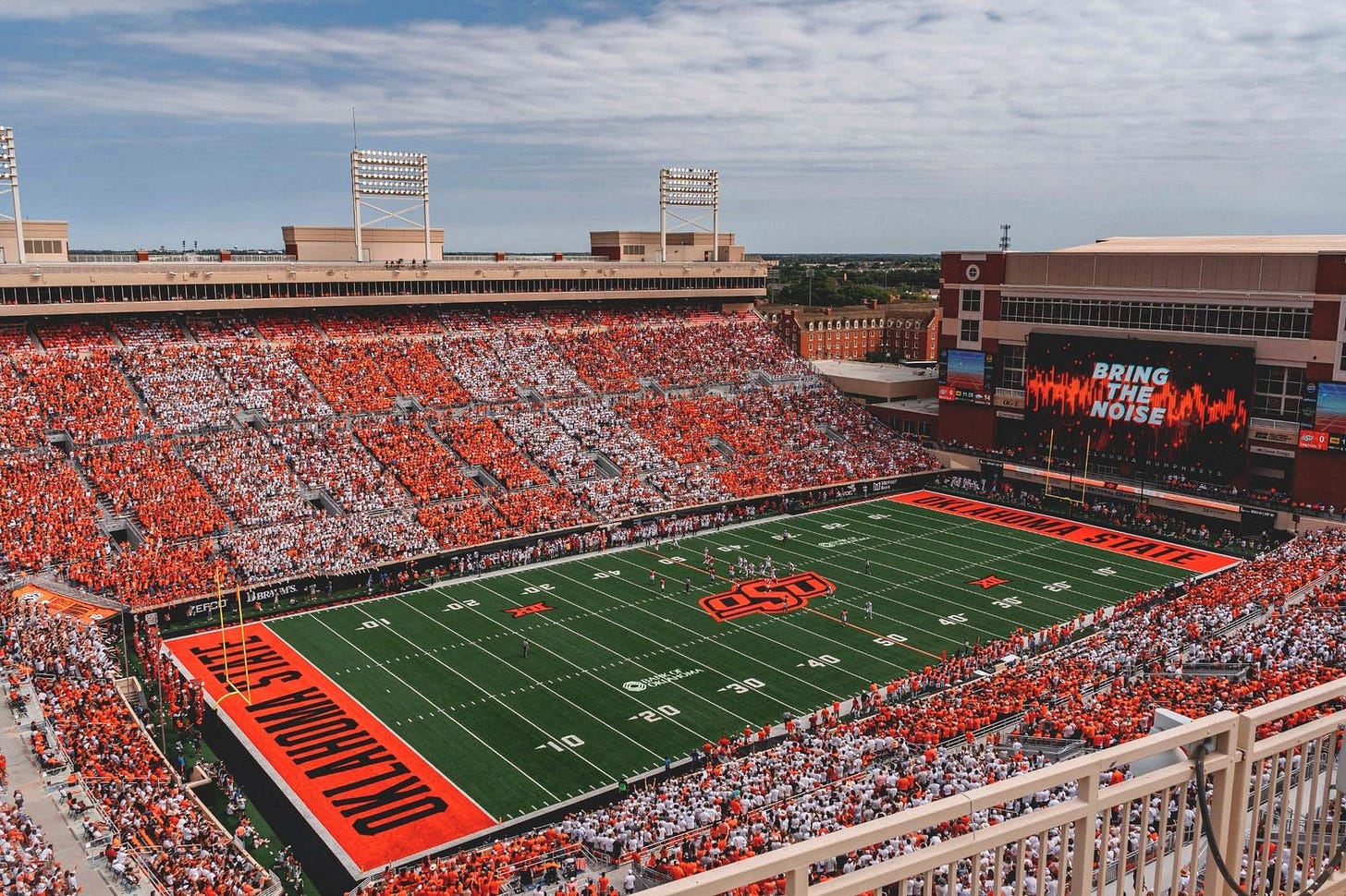 Boone Pickens Stadium named best college football stadium - Oklahoma State  University Athletics