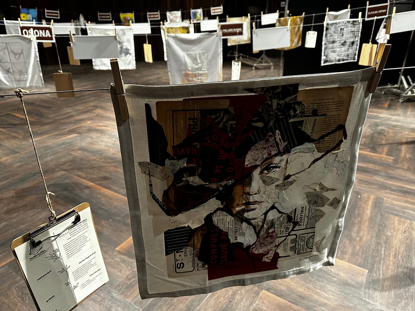 Tovallons d'Art: Sitges Exhibition Tovallons d'Art: Sitges Exhibition