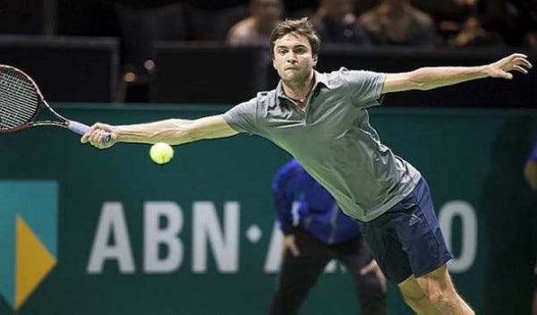 gilles simon loses ball to tomas berdych rotterdam atp 2015 gilles simon loses ball to tomas berdych rotterdam atp 2015