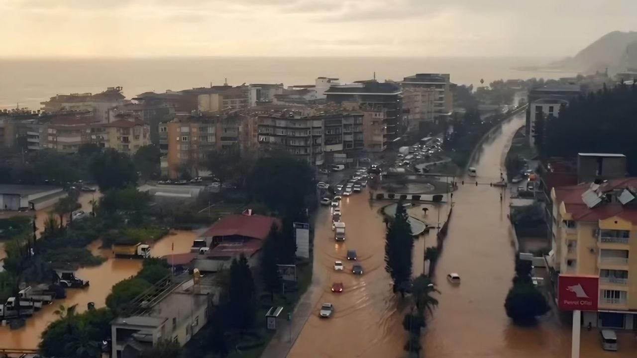 Alanya'da sel ve deprem paniği: 15 yılın en şiddetli yağışı ve art arda  sarsıntılar! - Alanya Haber - Son Dakika Alanya Haberleri - Gazete Alanya