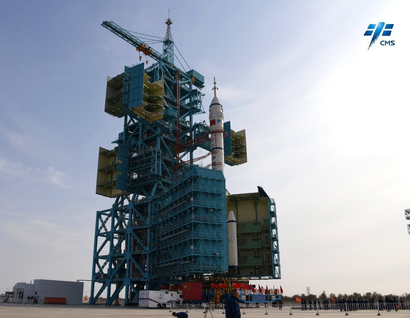 The Long March 2F/G Y21 vehicle on the launch pad and being encapsulated within various servicing platforms, on October 24th 2025, ahead of the Shenzhou-21 mission. The Long March 2F/G Y21 vehicle on the launch pad and being encapsulated within various servicing platforms, on October 24th 2025, ahead of the Shenzhou-21 mission.