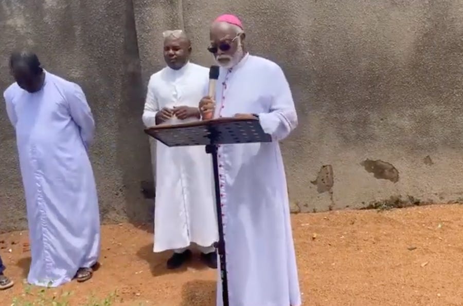 Nigerian bishop withdraws clergy, shuts Church institutions after arson attacks
