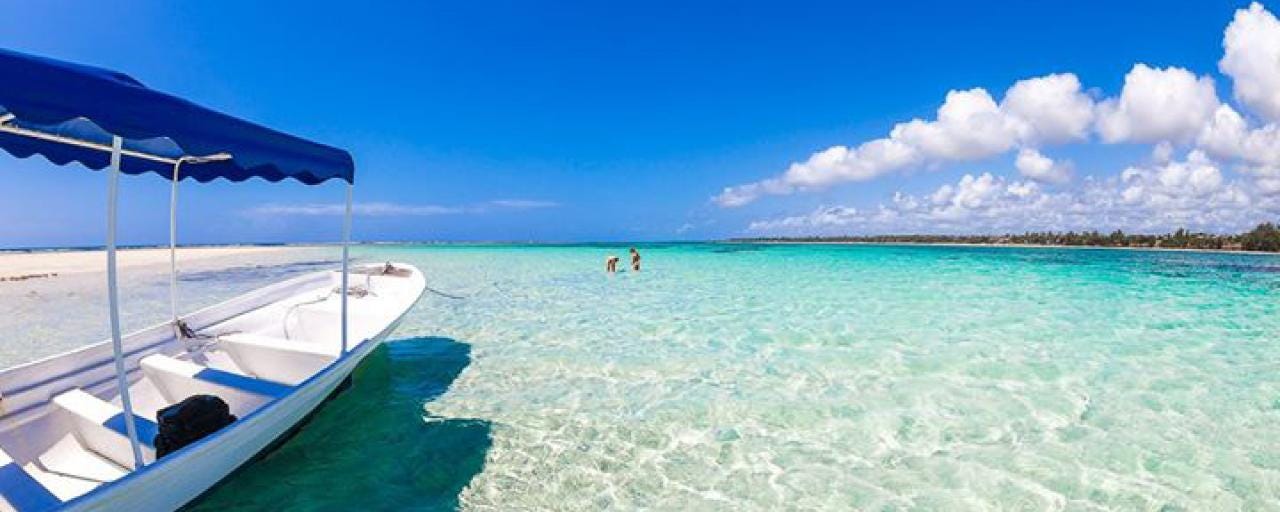 Diani Beach the pearl of Kenya | Exploring Africa