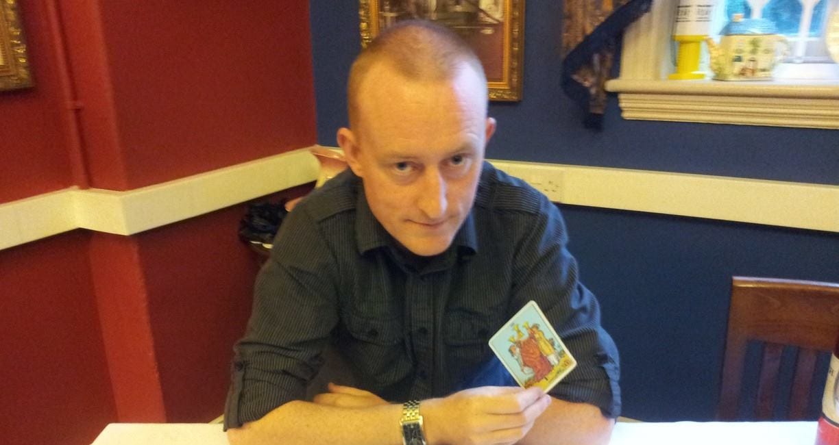 Psychic Secrets Exposed = Examining Manchester Mind Magician & Hypnotist Jonathan Royle's former career as a "Genuine" Clairvoyant 