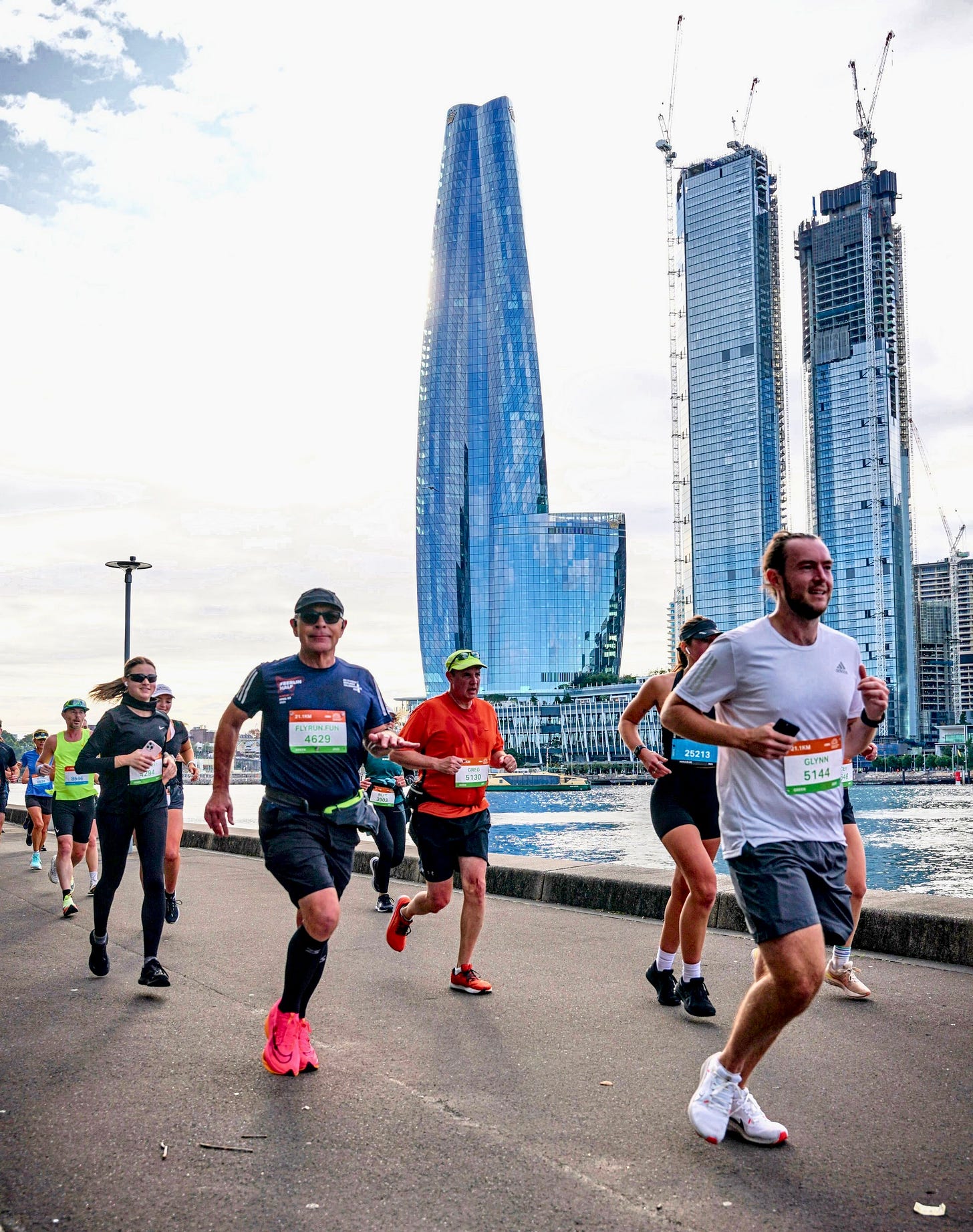 HOKA Runaway Sydney Half Marathon 2023, runners near the wharf
