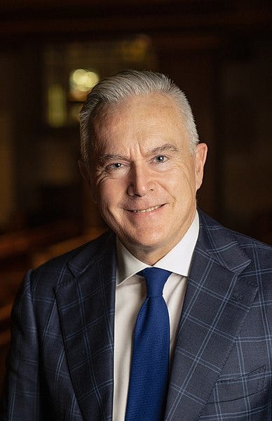 File:Huw Edwards Carols by Candlelight (51758629168).jpg File:Huw Edwards Carols by Candlelight (51758629168).jpg