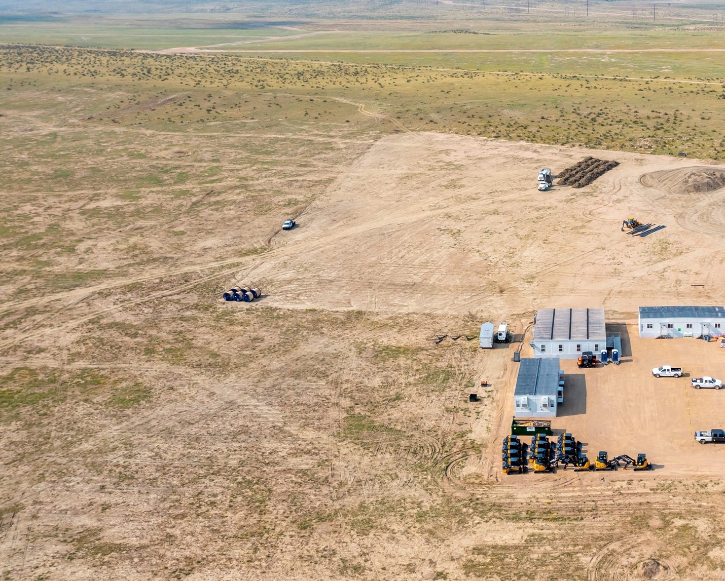 The Neptune solar and battery plant in construction.