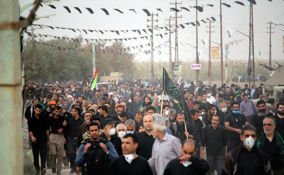 File:Iranian pilgrims to al-Askari shrine, Samarra - Nov 5, 2017 13.jpg