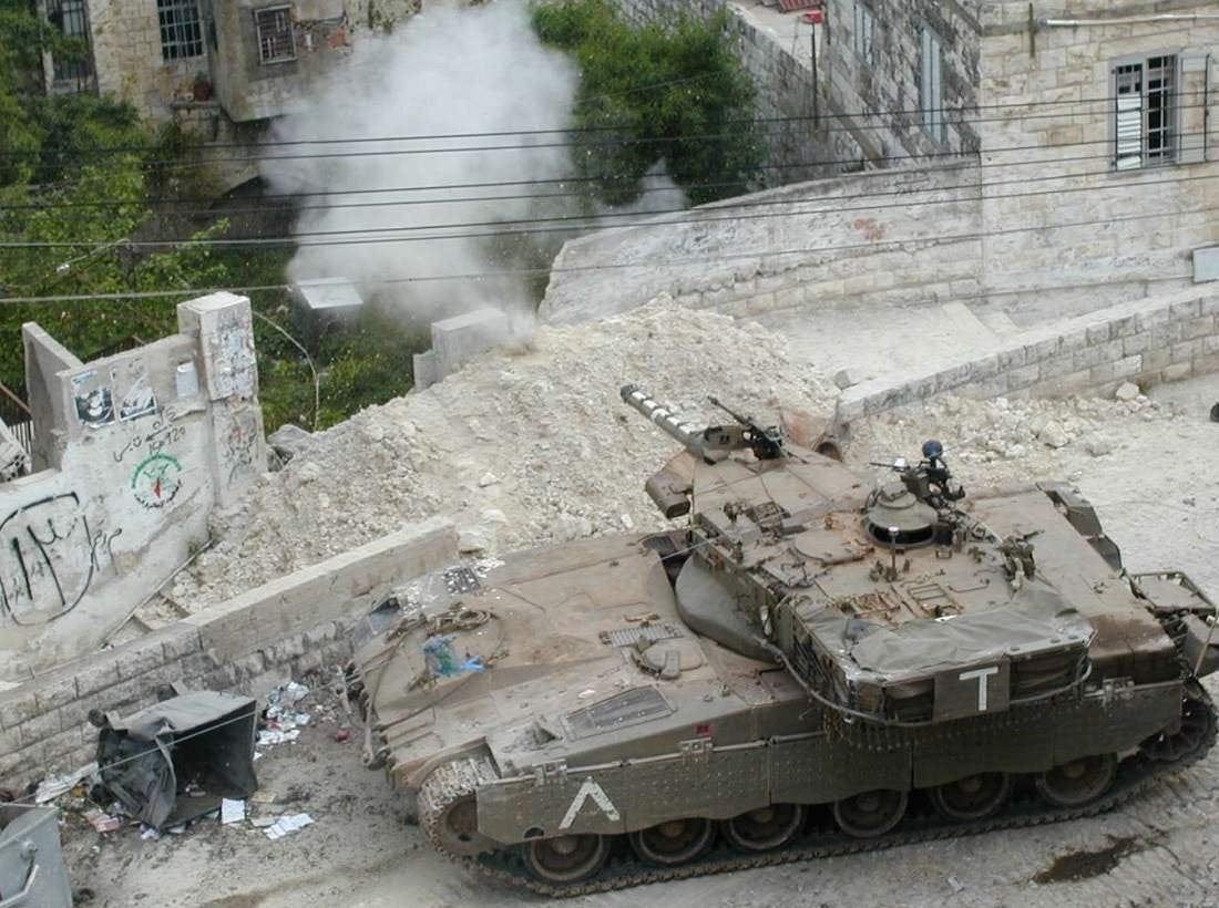 Merkava Mark III in action during urban operations in ...