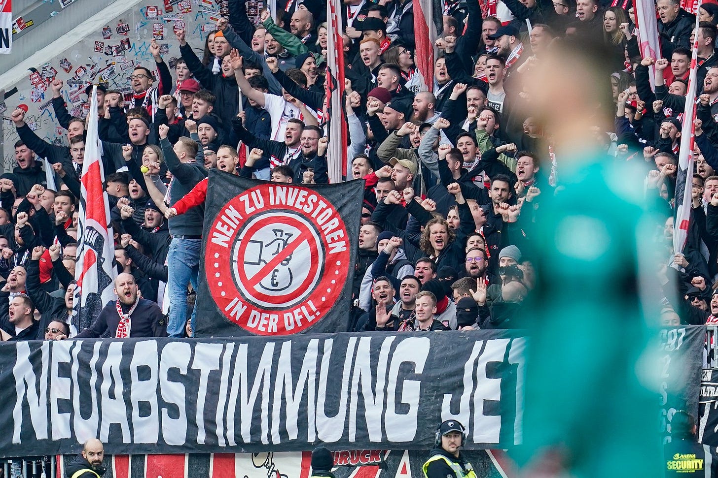 Bundesliga: Fanforscher erklärt Folgen von Protesten und Investoren-Aus