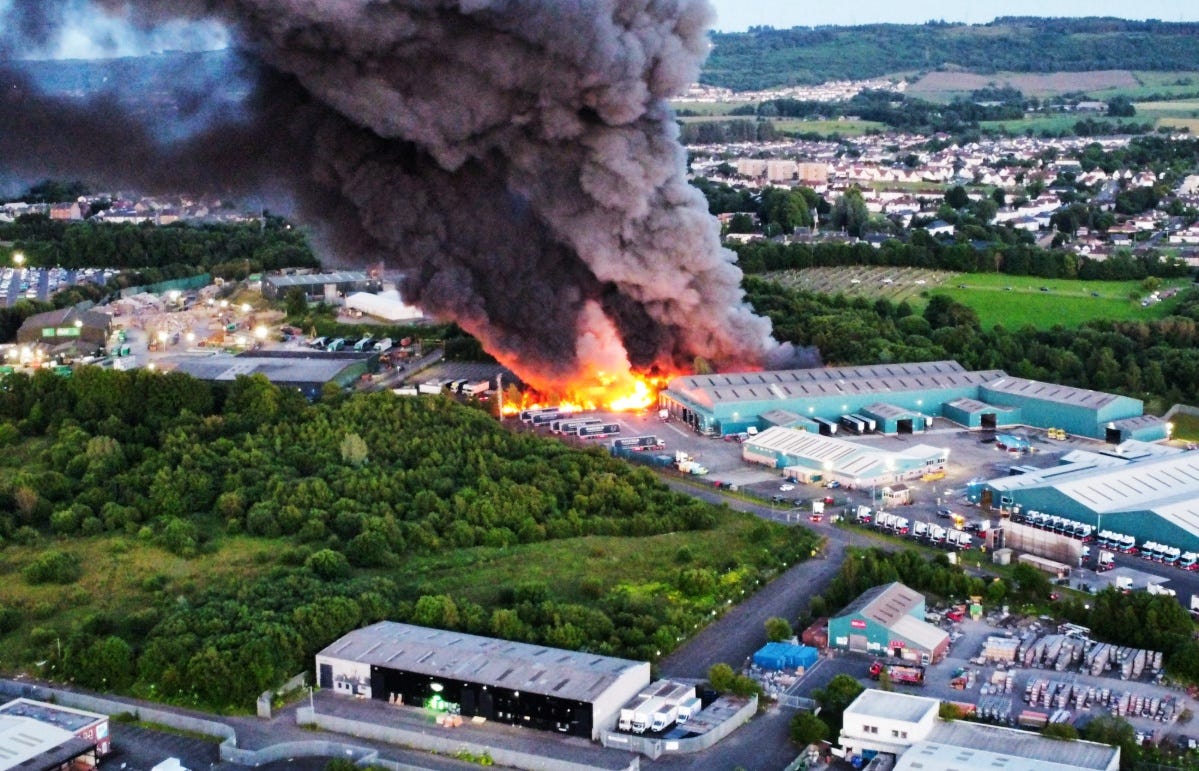 Remain indoors and avoid area': Explosions and smoke amid fire at battery  recycling plant near Glasgow | STV News