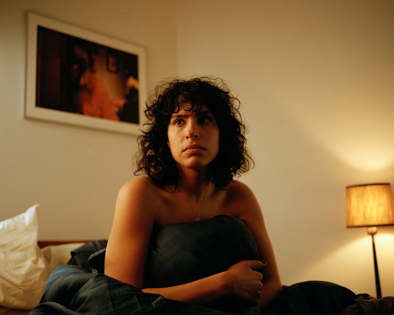 In &#39;The Bisexual,&#39; Desiree Akhavan Grapples With All Kinds of Sexuality -  The New York Times