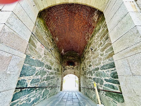 cars, ship, fort, exhibits, gallery, tour