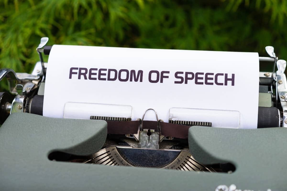 Libertad de expresión de las Redes Sociales