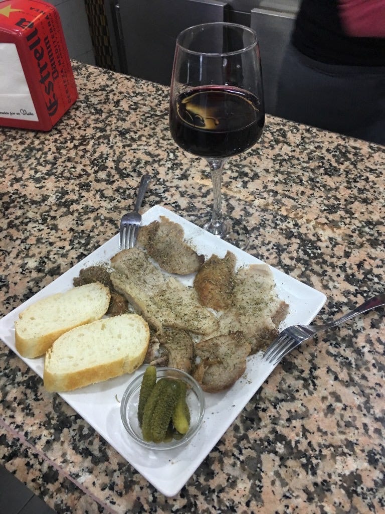 This image has an empty alt attribute; its file name is asado.jpg This image has an empty alt attribute; its file name is asado.jpg