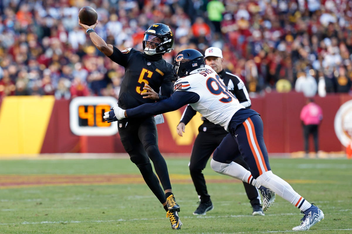 The Bears' defense came one play shy of bailing out Chicago's struggling  offense vs. Commanders in Week 8