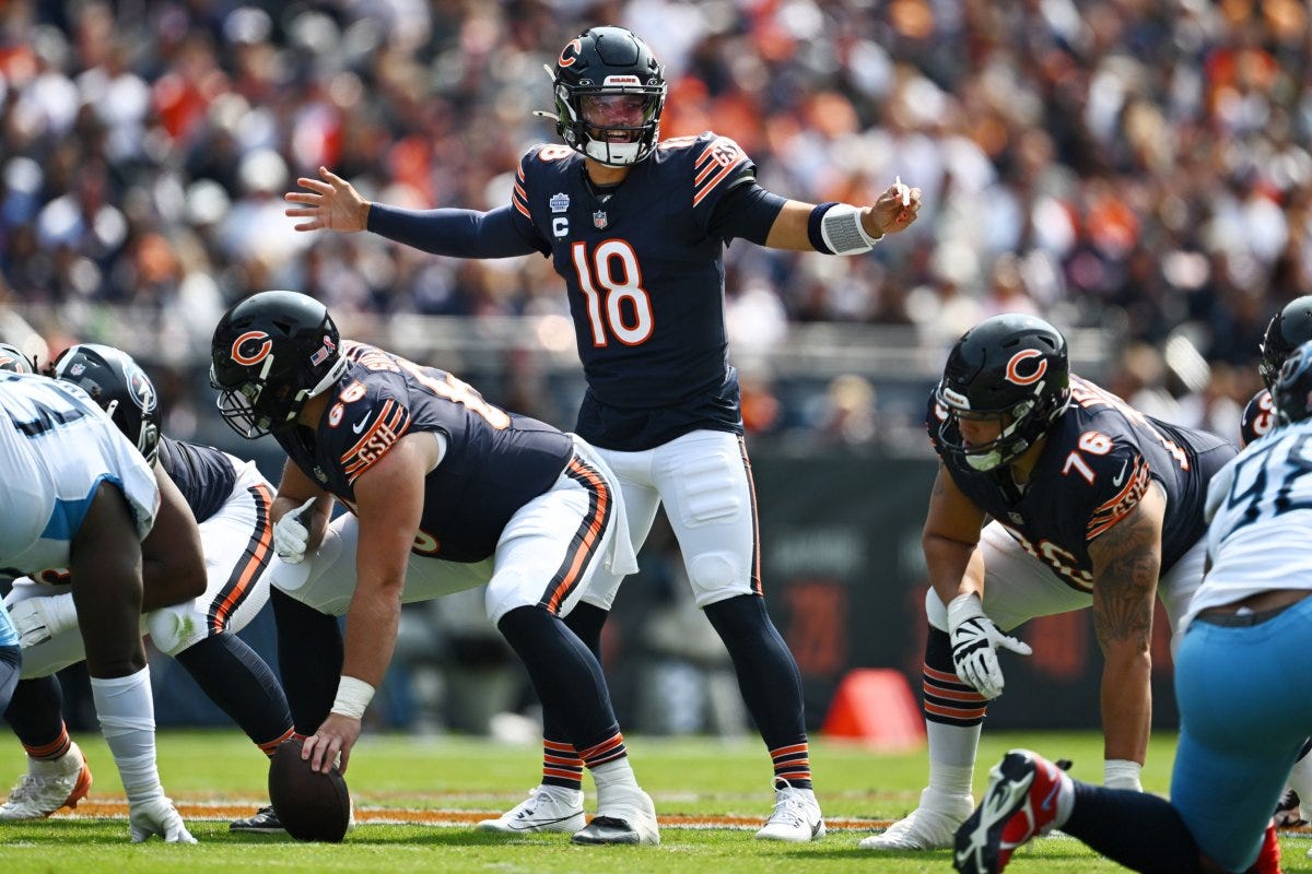 Bears QB Caleb Williams Struggles Heavily in First Half of NFL Debut -  Newsweek