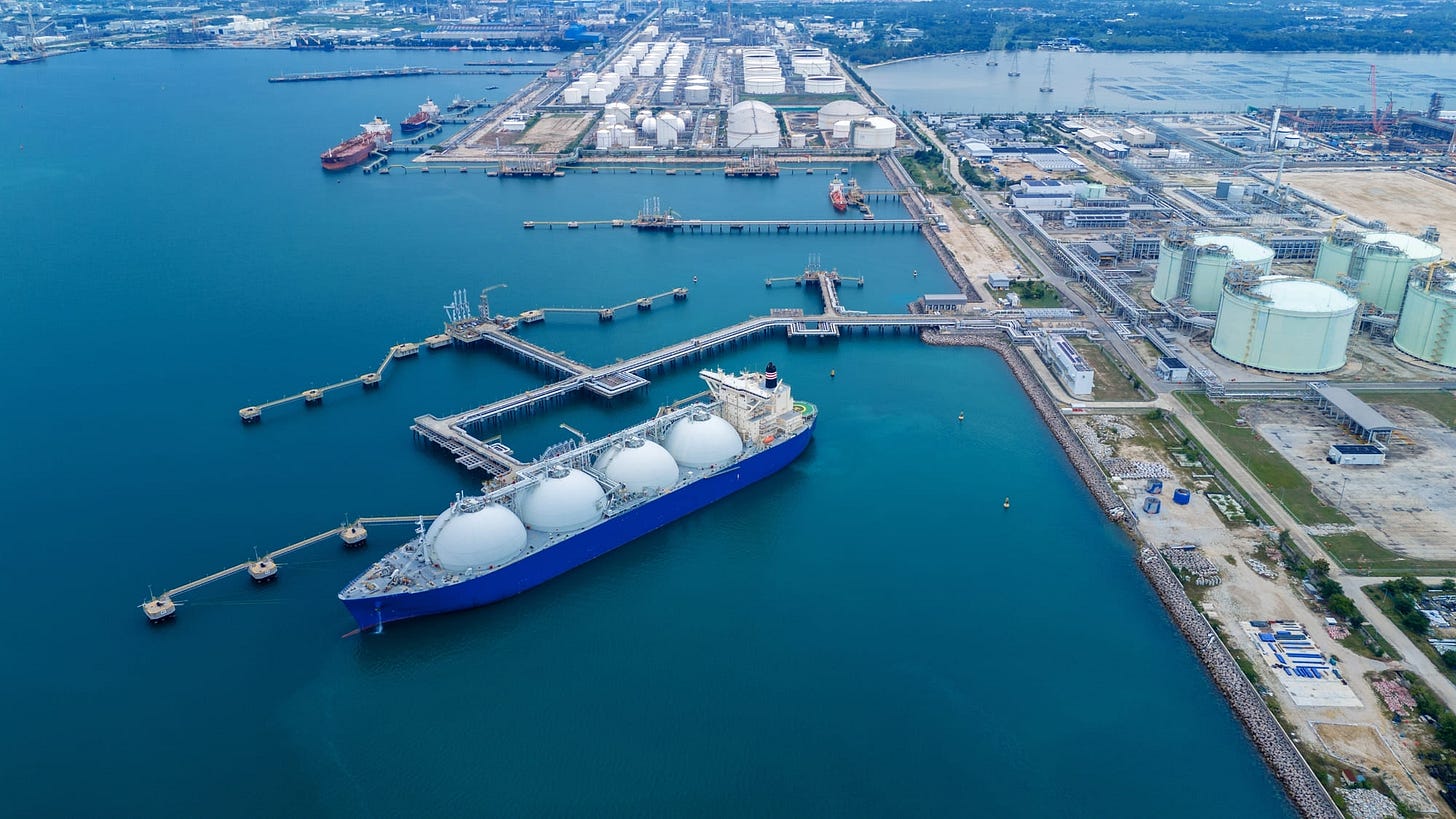 What is an LNG terminal and how does it work? - Molgas