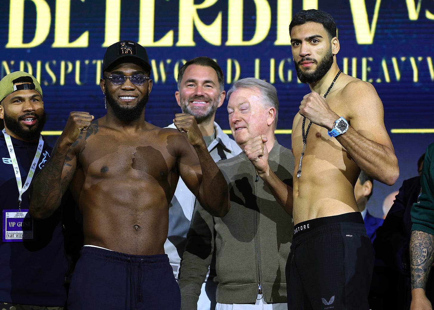 Carlos Adames vs Hamzah Sheeraz_pose.jpg