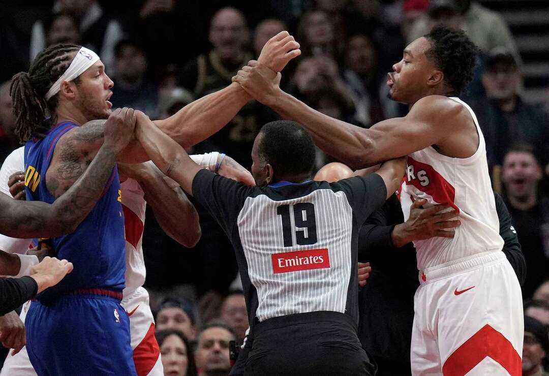 Nikola Jokic scores 40, Nuggets rally from 15 down to beat Raptors for ...