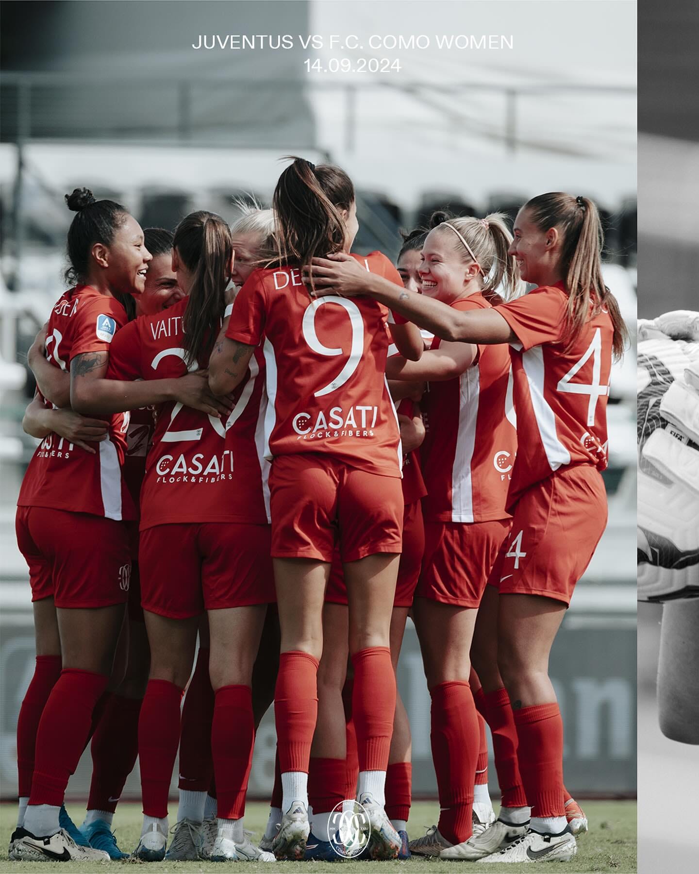 Fotoattēlā varētu būt 5 cilvēki, amerikāņu futbola spēle, cilvēki spēlē futbolu un teksts