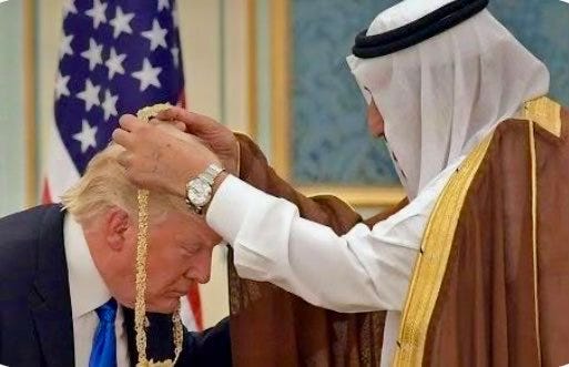 May be an image of the Oval Office