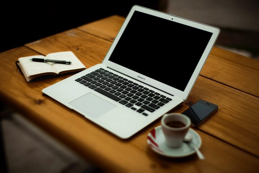 Lavorare da casa - Photo by Alejandro Escamilla on Unsplash Lavorare da casa - Photo by Alejandro Escamilla on Unsplash