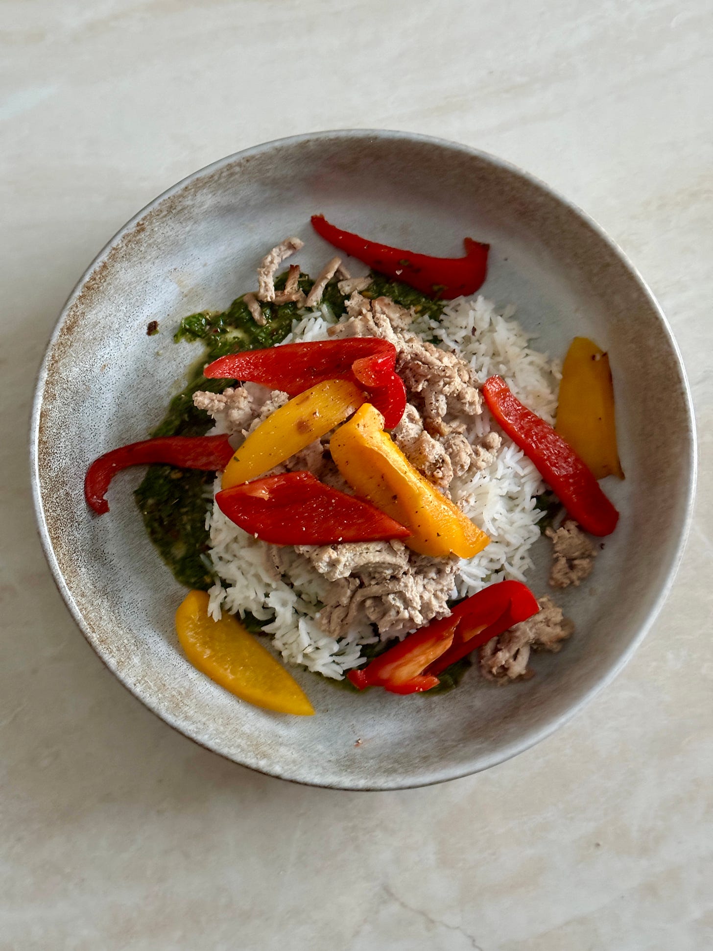 Chicken & roasted pepper bowl with zesty chimichurri sauce