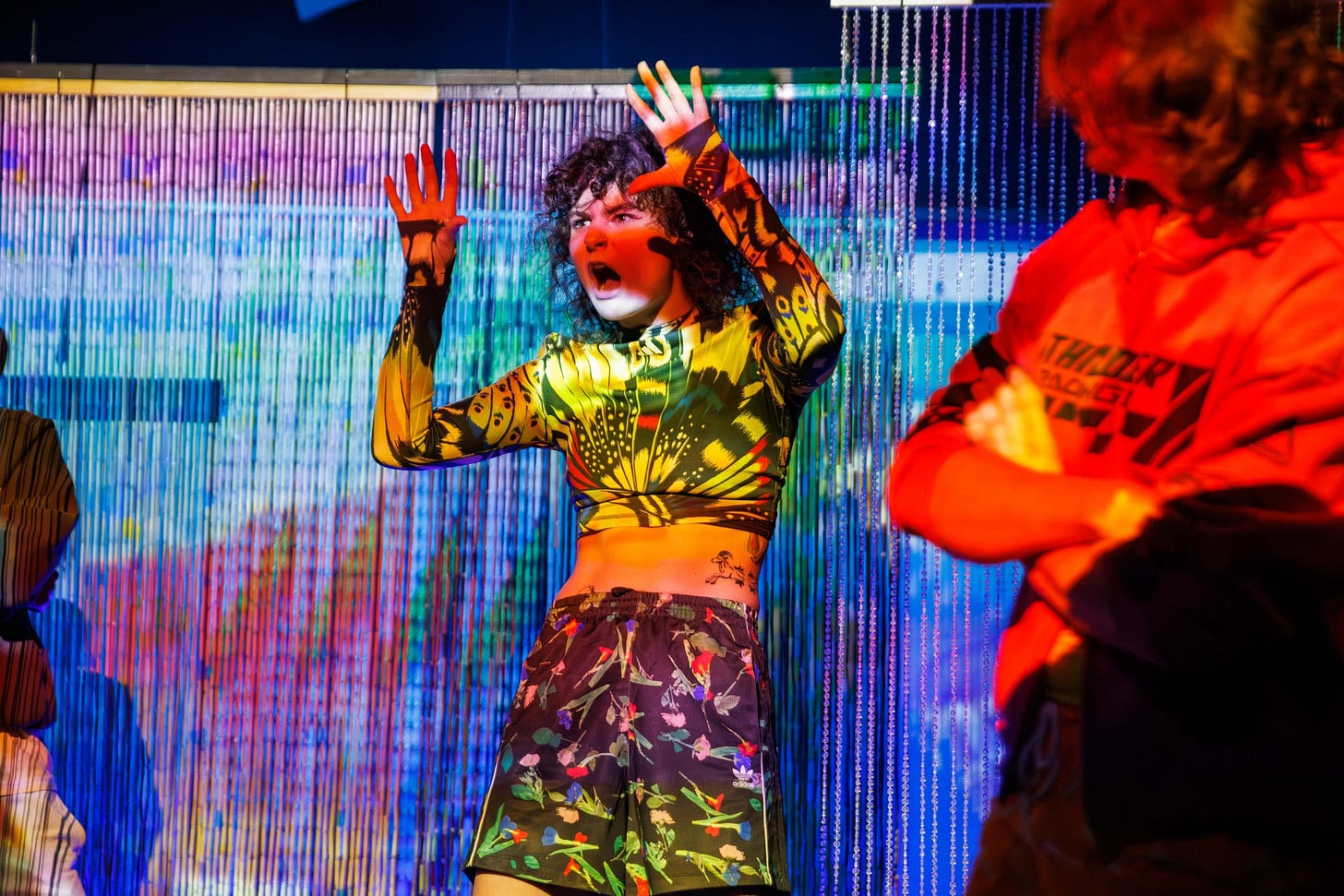 Ar putea fi o imagine cu dansând