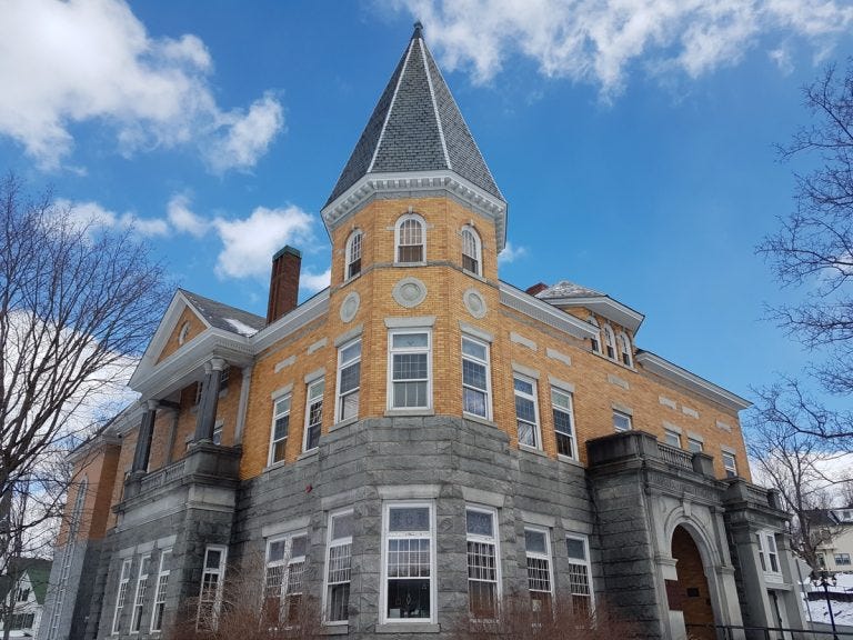 Haskell Free Library and Opera House Image: Cynthia Gauthier/shutterstock.com