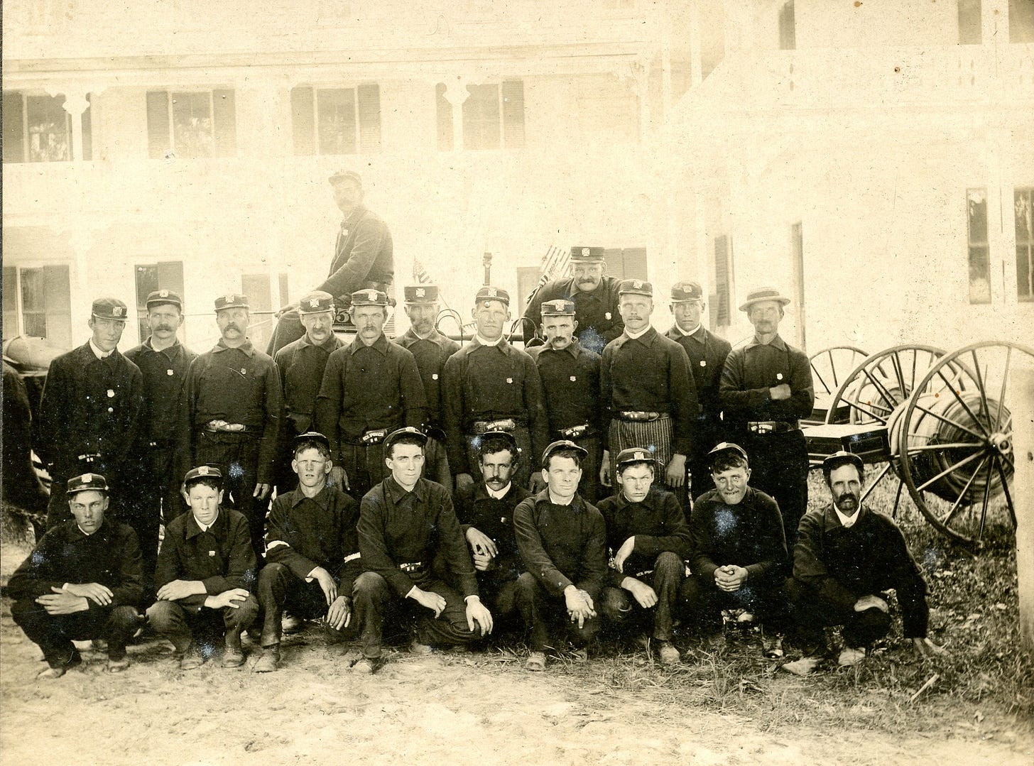 Smithville firemen