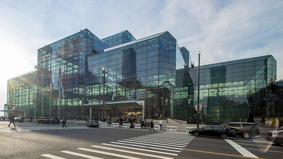 File:Javits Center - Full Front (49052081016).jpg
