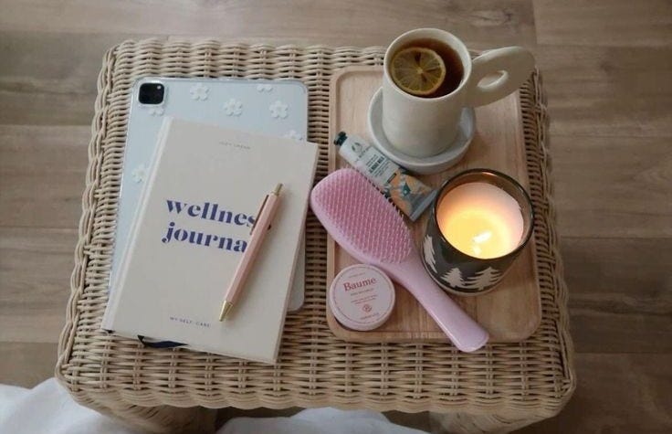 wellness journal, escritura, romantizar, tiempo para ti