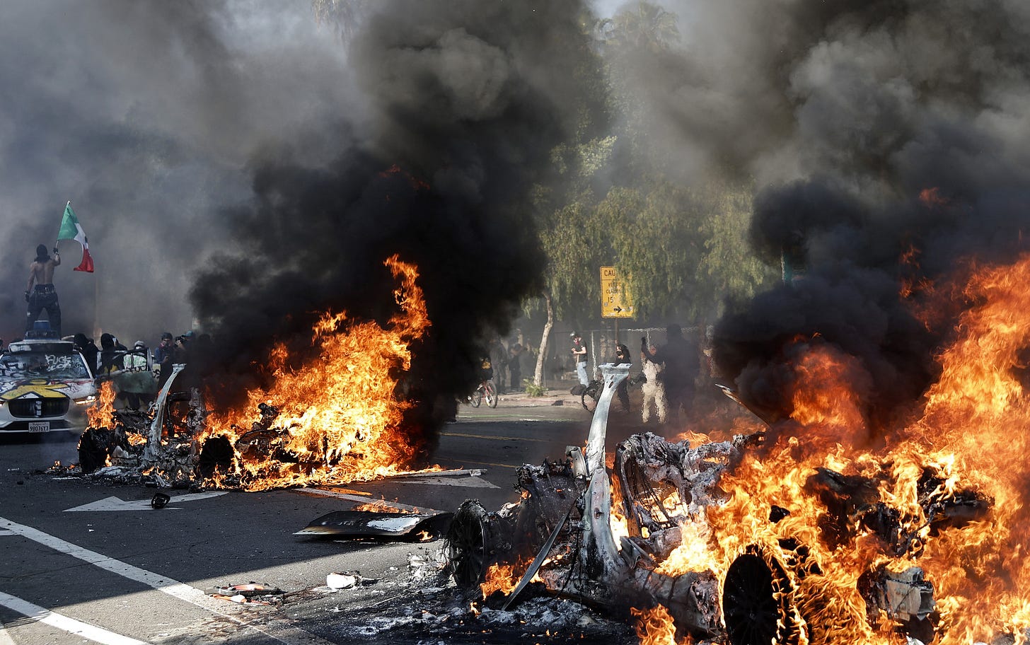 LA Riots: Multiple Police Cars Attacked By Protesters - Newsweek