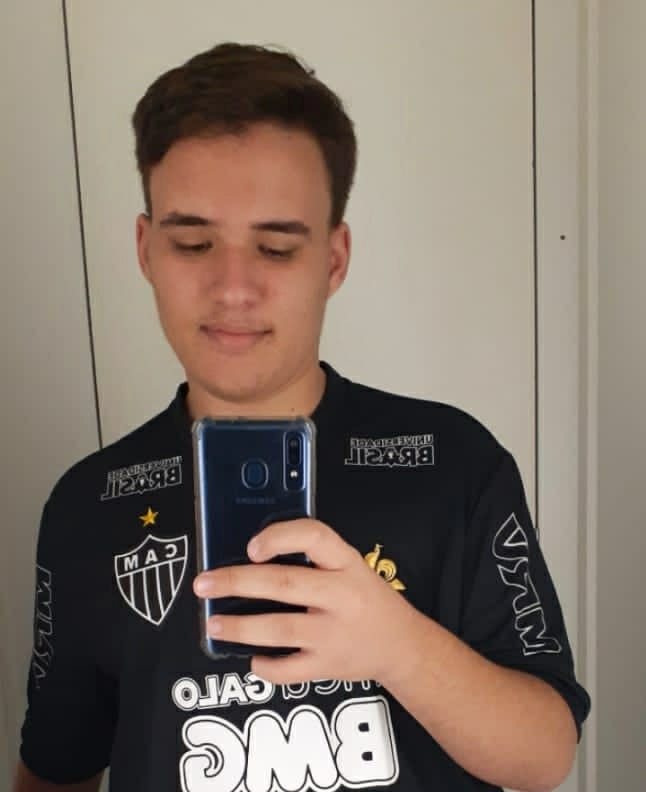 Substack profile picture for @moraes